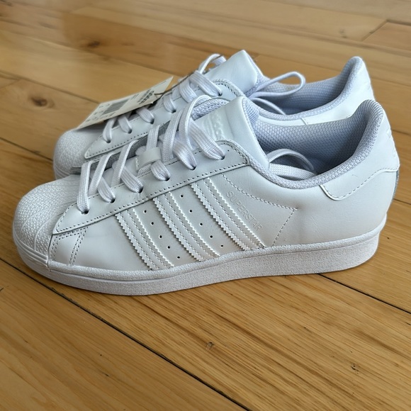 Adidas Superstar, white, US4.5M/6W - Picture 3 of 9
